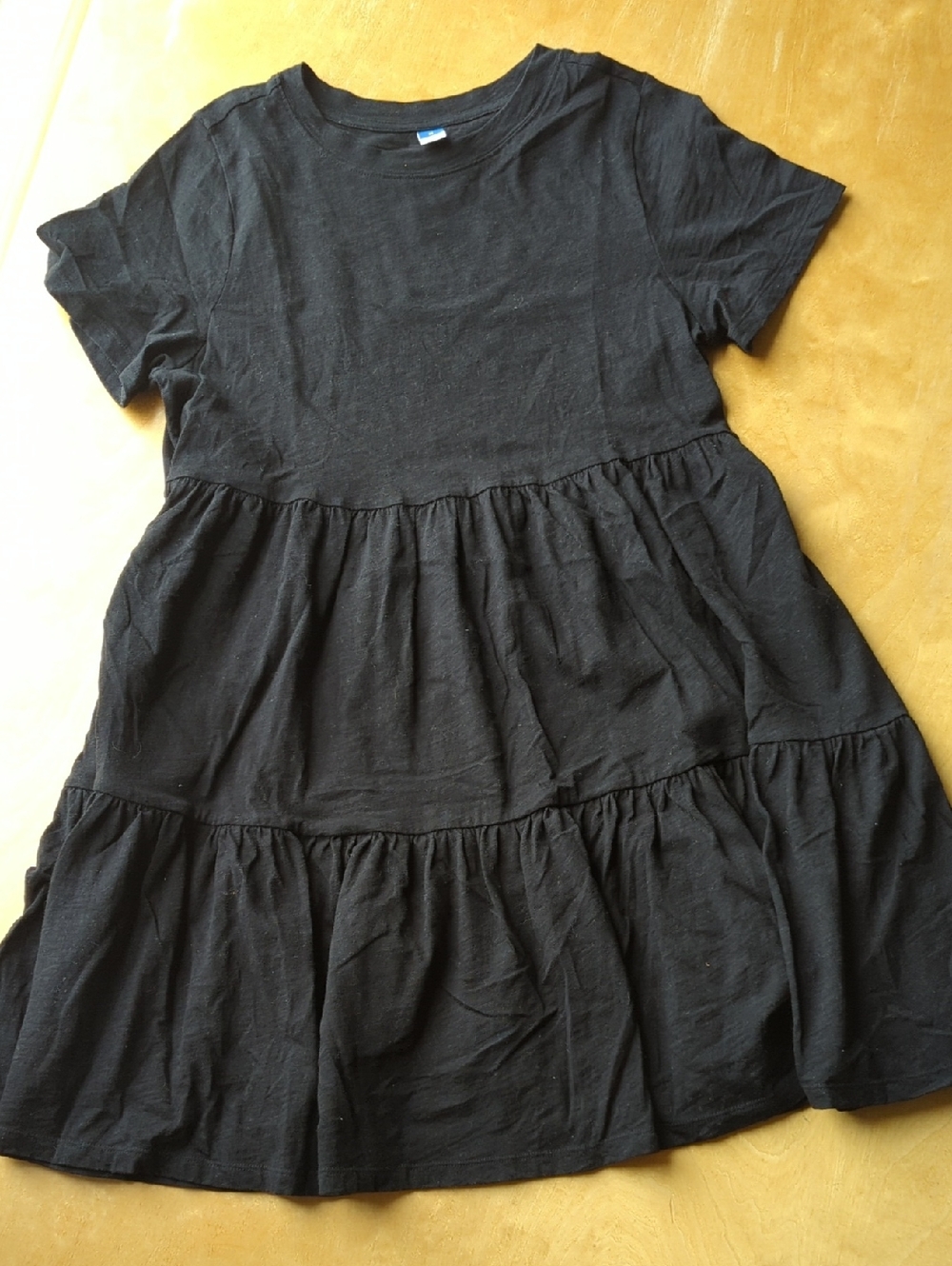 Old Navy Black Tiered Short-Sleeve Dress